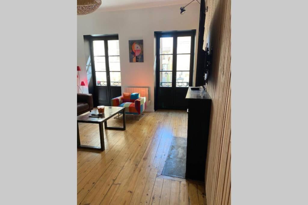 60 M2 Au Coeur Du Centre Ville Каор Экстерьер фото