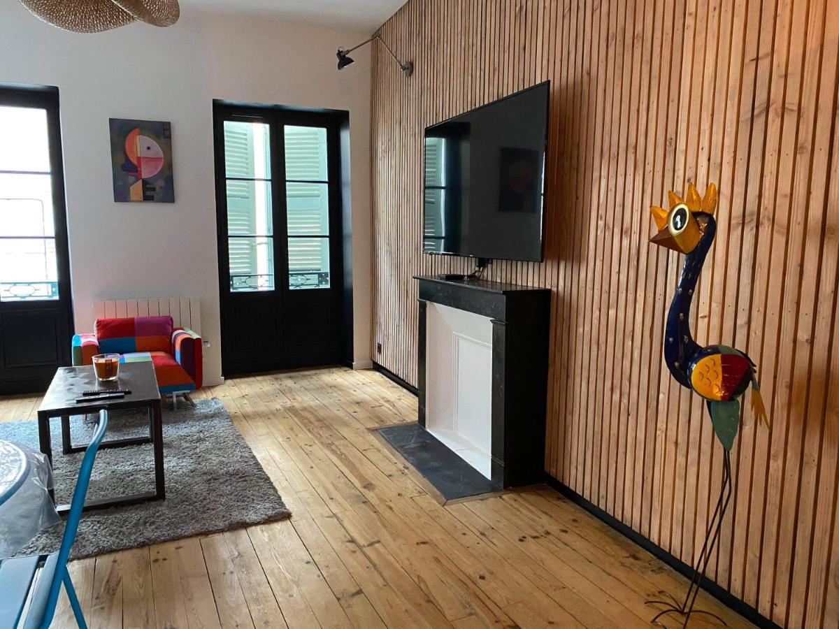 60 M2 Au Coeur Du Centre Ville Каор Экстерьер фото